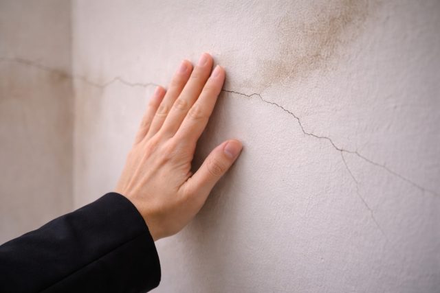 Grieta en pared